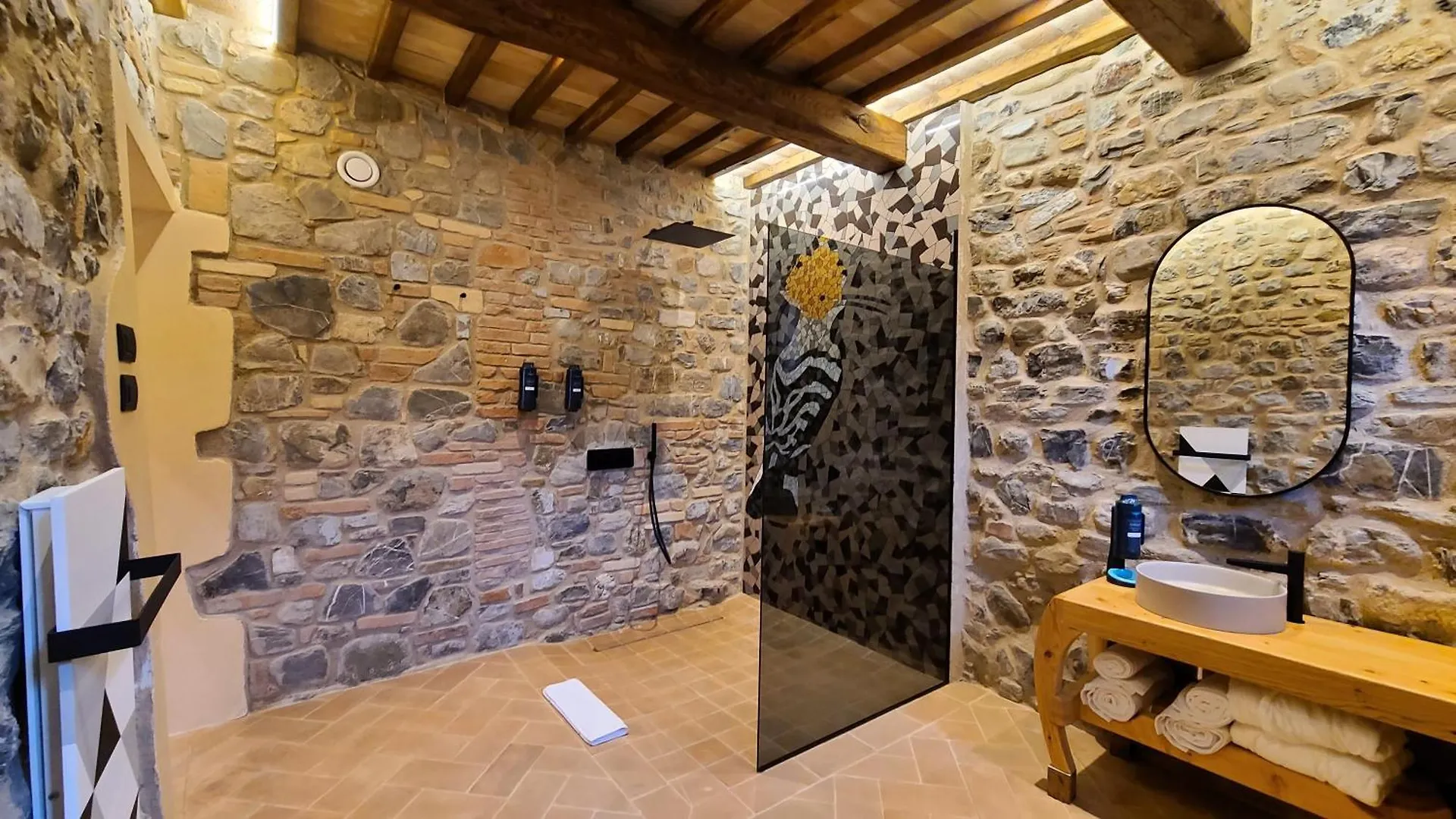 Bauernhof Villa La Torre Sulla Via Francigena Gambassi Terme